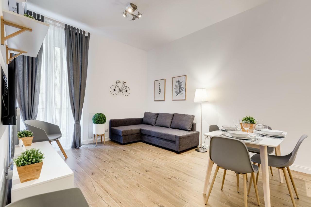Germanico Luxury Apartment โรม ภายนอก รูปภาพ