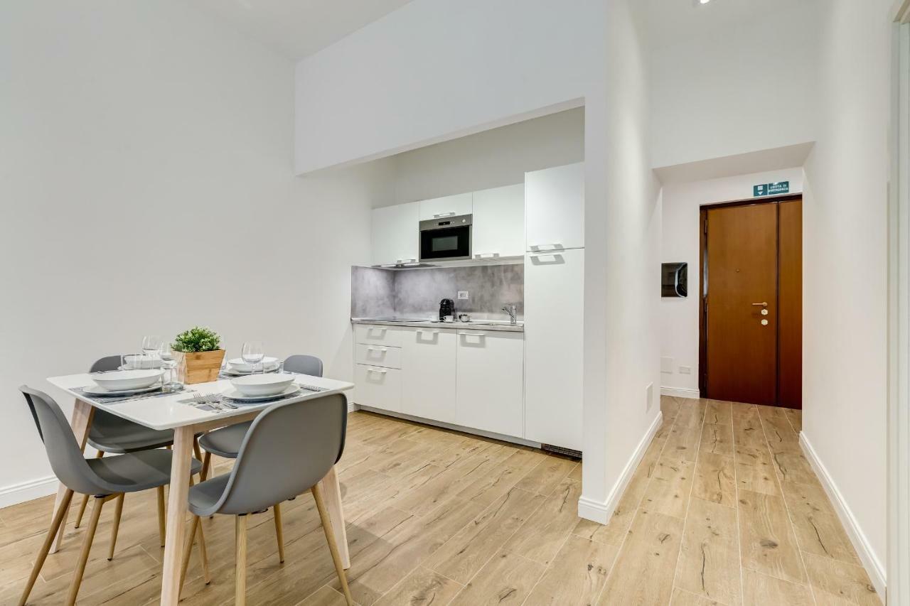Germanico Luxury Apartment โรม ภายนอก รูปภาพ